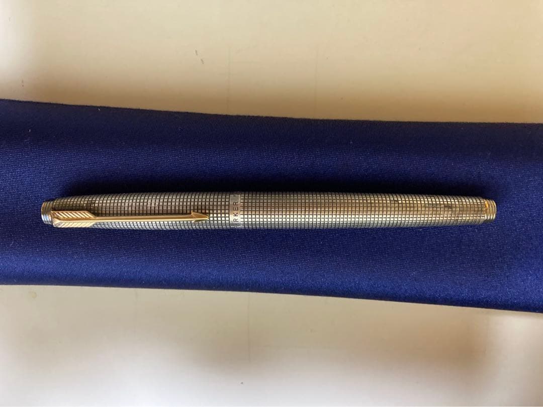 レアな商品　パーカー　万年筆　ペン先14K 65 スターリング　シルバー