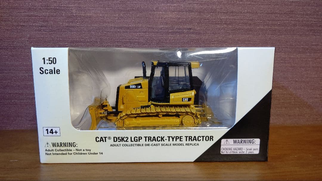 ノースコット　CAT D5K2 LGP　1/50　ブルドーザ　トラクタ