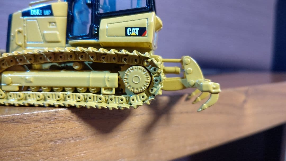 ノースコット　CAT D5K2 LGP　1/50　ブルドーザ　トラクタ