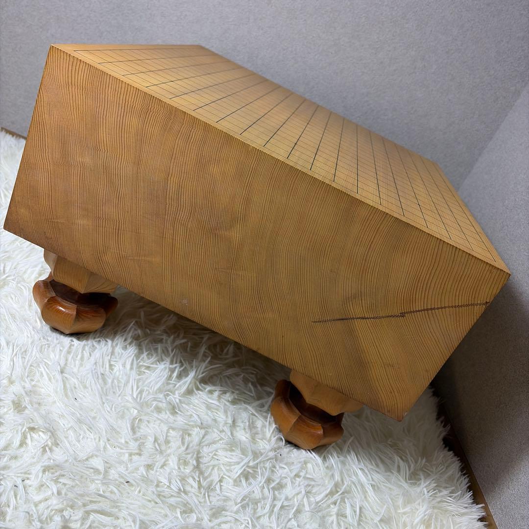 囲碁盤 本榧 天地柾目 ヘソ・脚付き 特大5.8寸