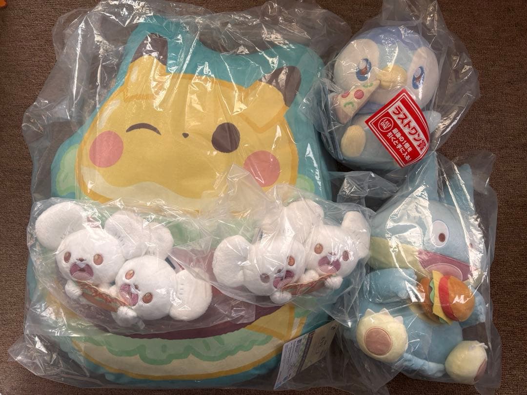 ポケピース 一番くじ ゴンベ ポッチャマ ワッカネズミ ぬいぐるみ クッション