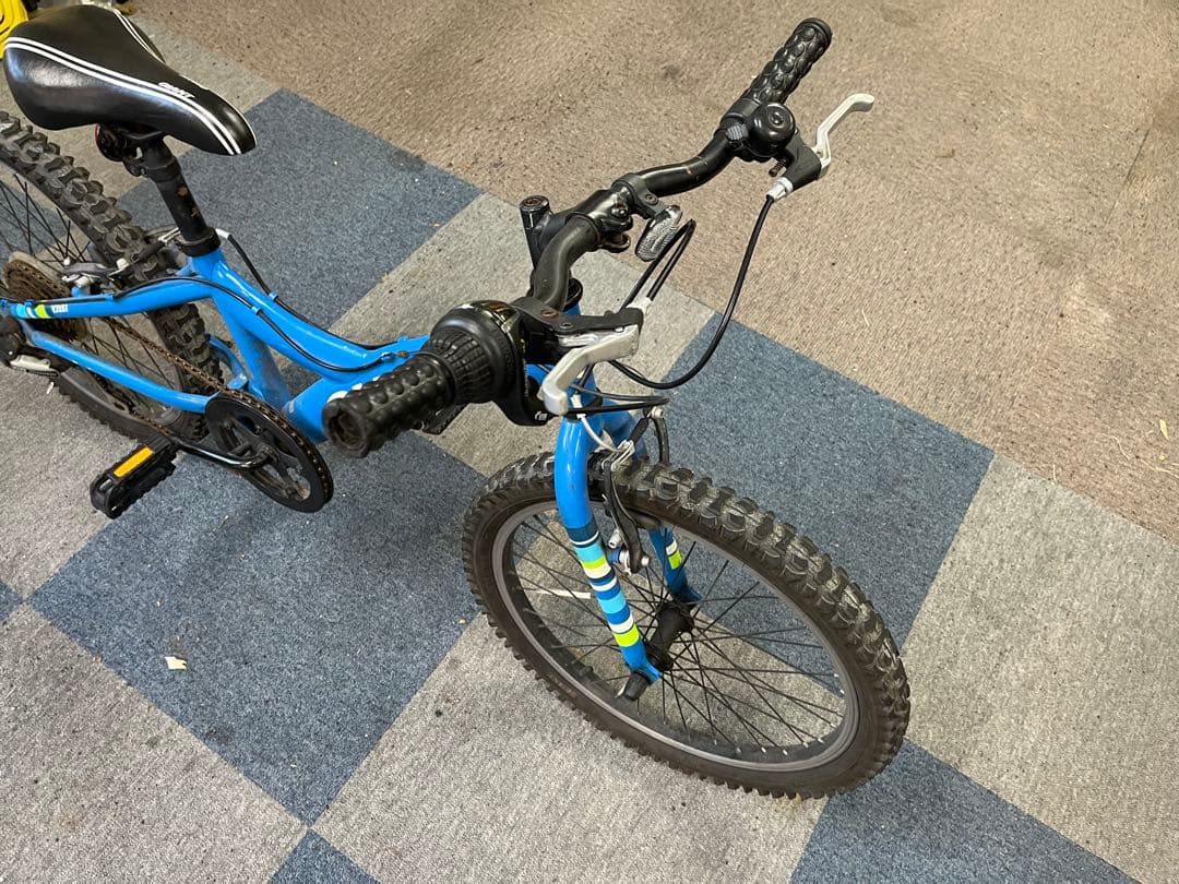 GIANT ジャイアント YJ251 20インチ マウンテンバイク