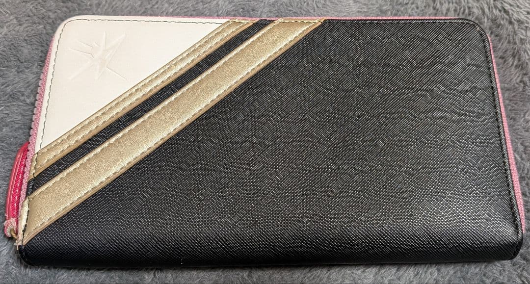 國見タマ モデル 長財布 ヘブンバーンズレッド supergroupies