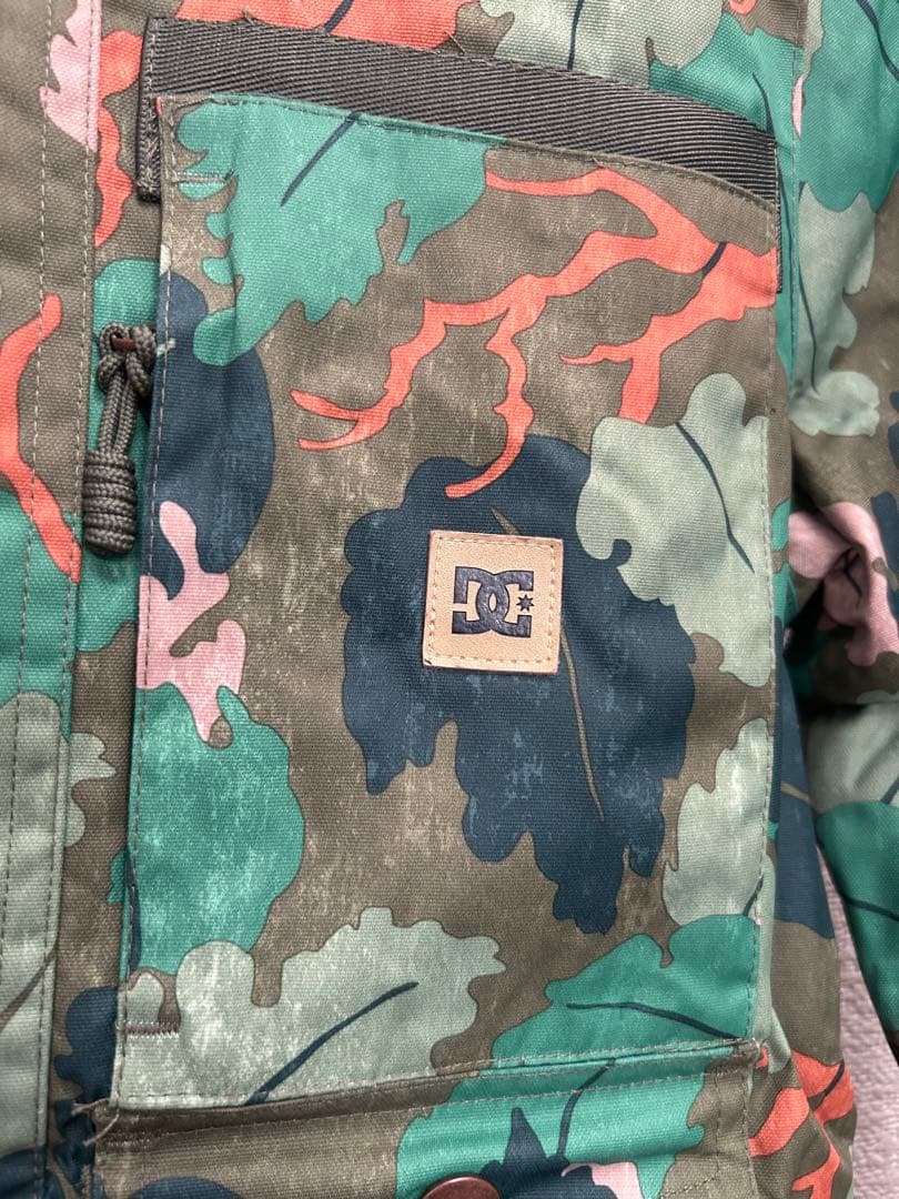 DC カモフラージュ スノーボードジャケット　10M 140cm