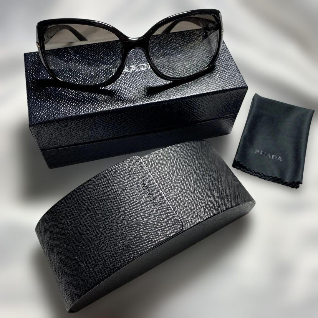 プラダ　サングラス　未使用