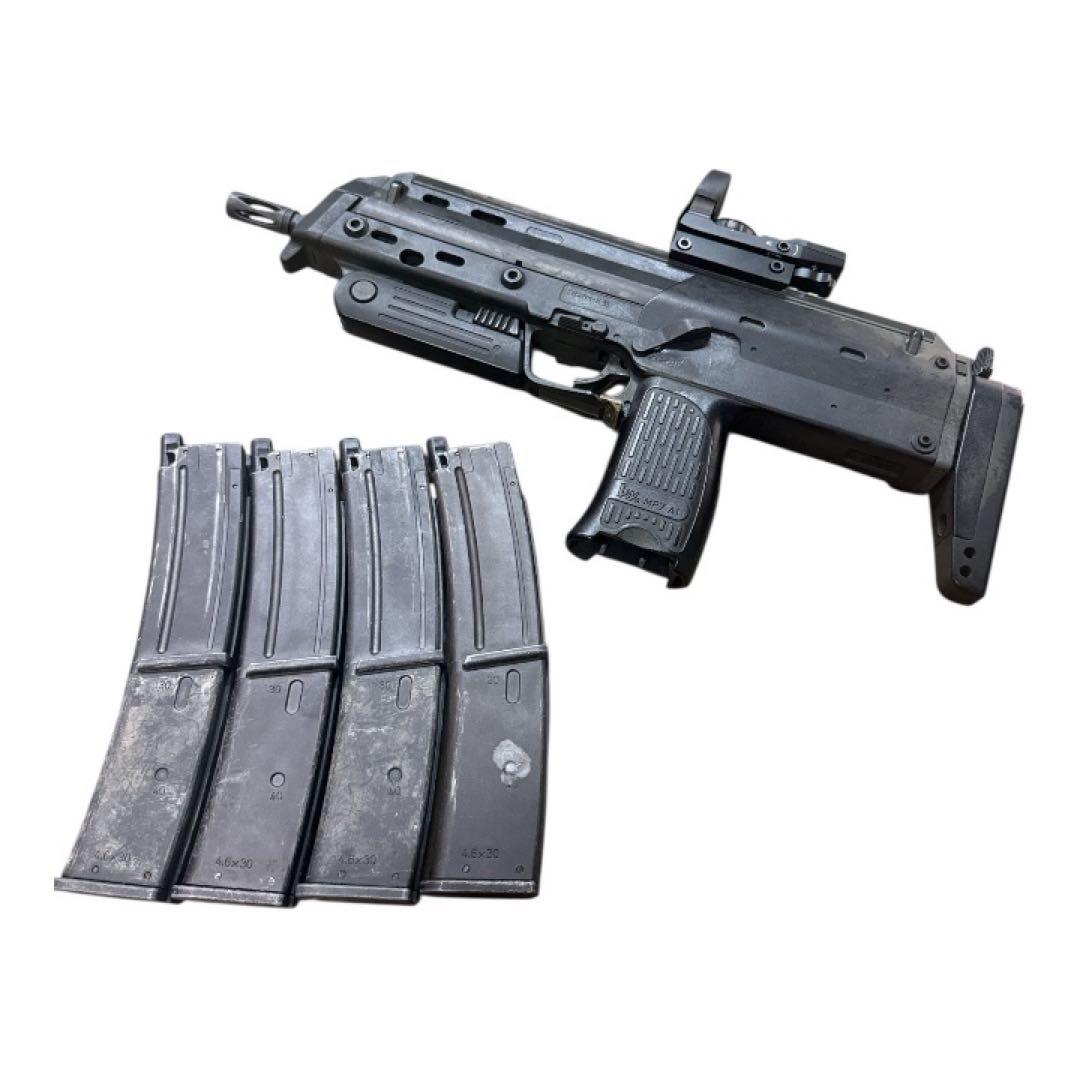 東京マルイ　MP7A1 ガスガン　4マグ　ドットサイト