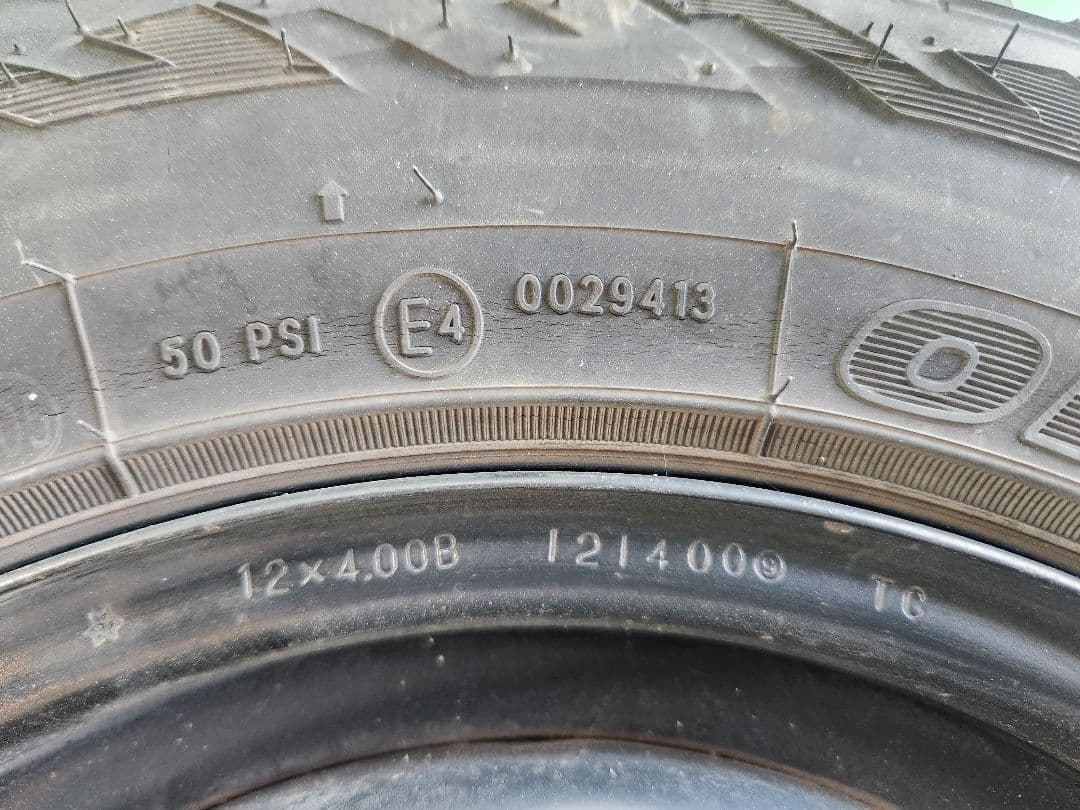 も*ぬ様 トーヨー　オープンカントリー　145/80-12 ホイール付　PCD1