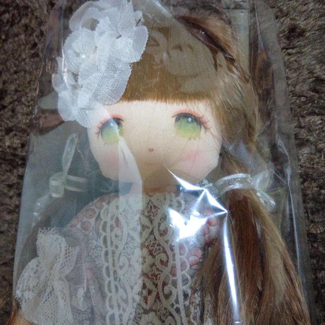ゆ*い様 新品　作家様　創作ドール　お人形です。 リボンドール人形