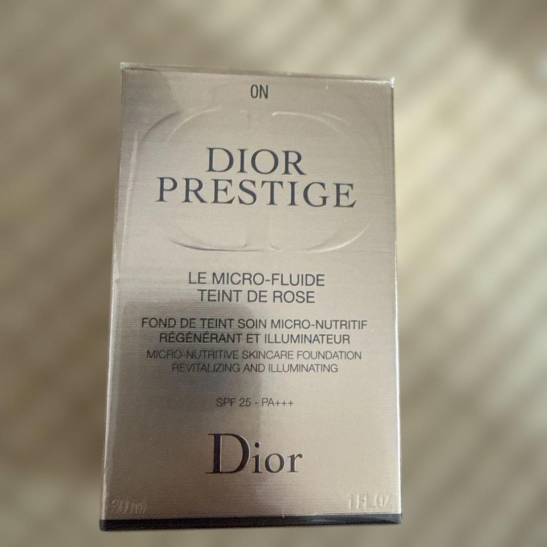 Dior プレステージ ル フルイド タン ドゥ ローズリキッド　0N