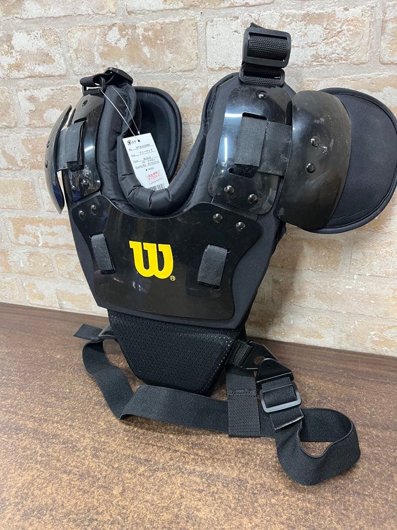 A2【未使用品】Wilson 軟式用アンパイア チェスト プロテクター タグ付き