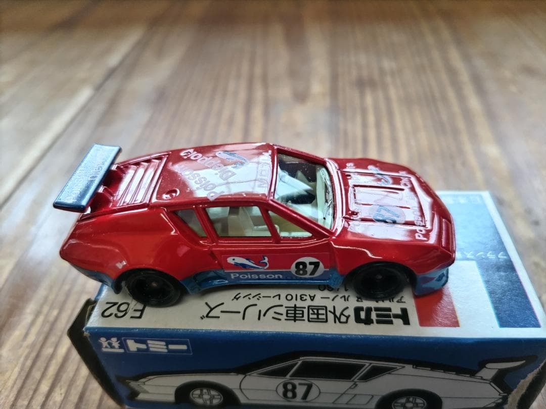 トミカ 《青箱》 62　　アルピーヌ・ルノー 　 A310　レーシング