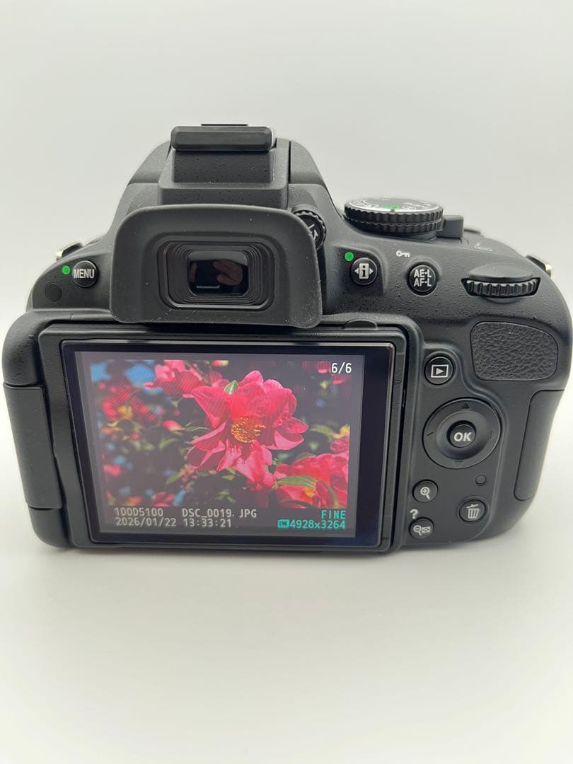 m.k.iさん専用『訳あり美品』Nikon D5100 デジタル一眼レフカメラ