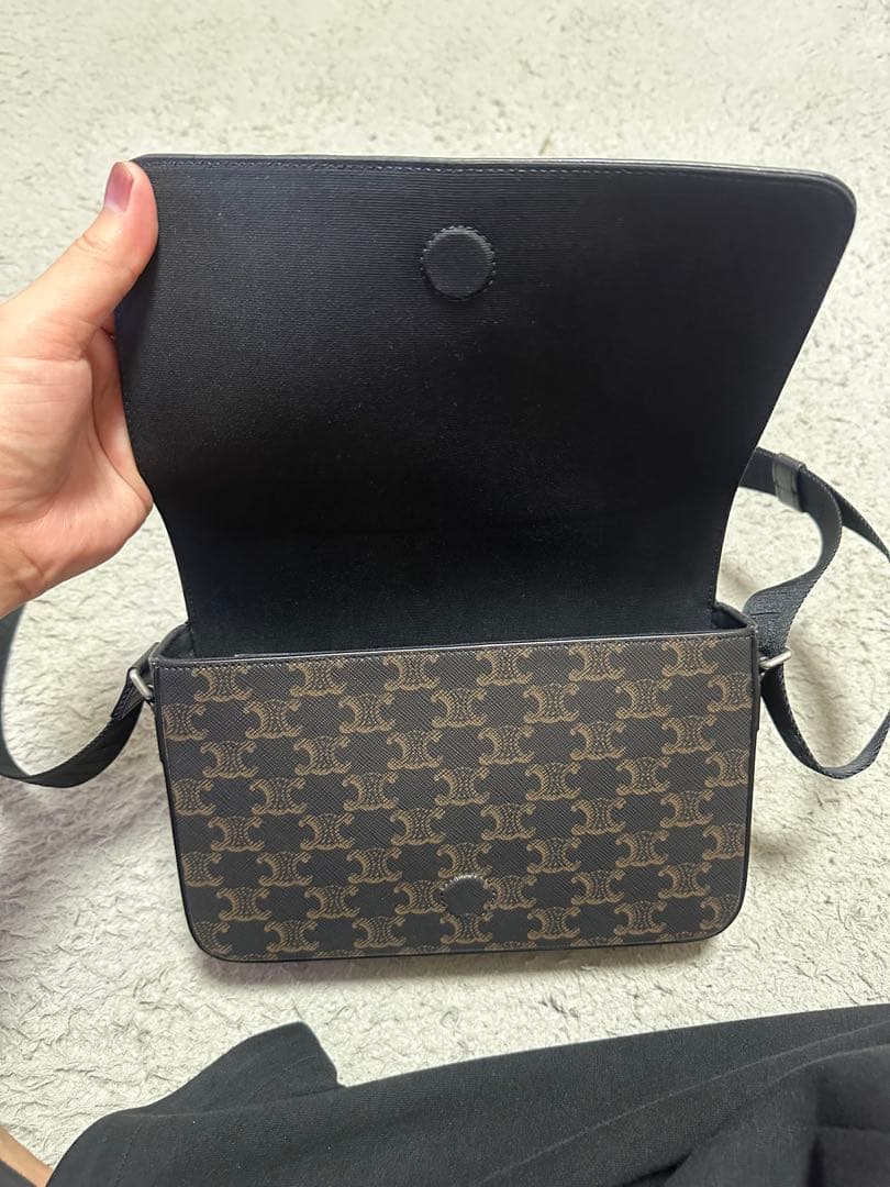 現行品！極美品！CELINEトリオンフ ショルダーバッグ メッセンジャーバッグ