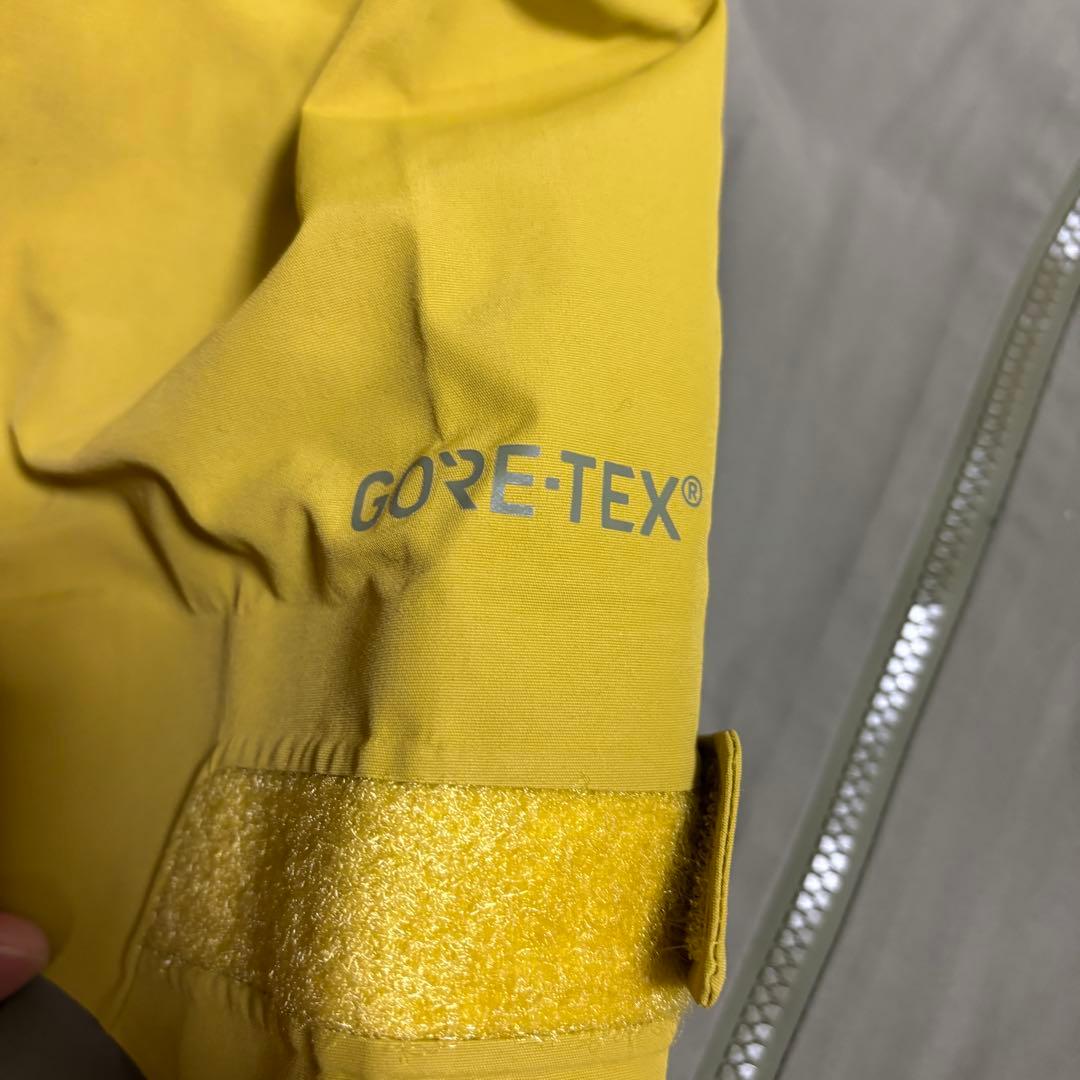 新品　BURTON ak SWASH ジャケット　マウンテンパーカー　スノボー