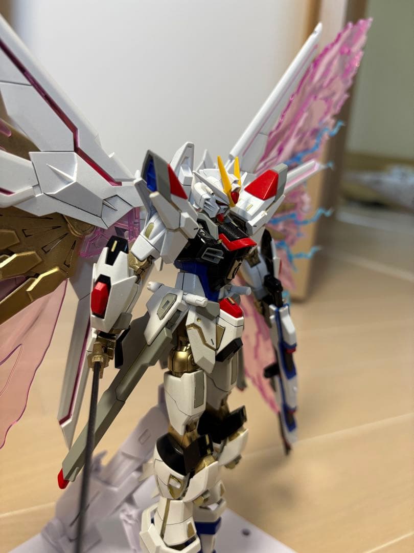 HGマイティーストライクフリーダム