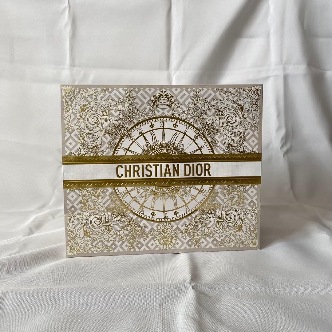 dior クリスマスコフレ　2024