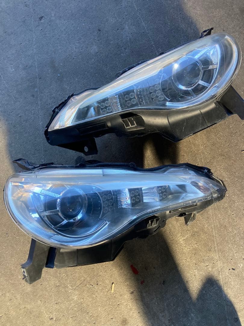 ノ*リ様 86社外ヘッドライト　ヴァレンティ