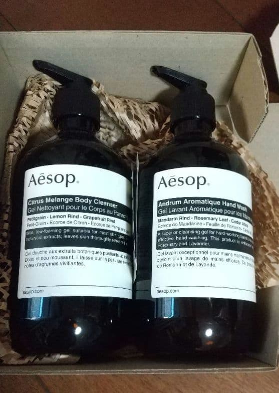 限定値下げ aesop 新品布袋付ボディクレンジング ハンドソープ 各500ml