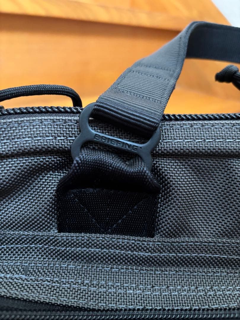 ブリーフィング A4 LINER 2WAY スティール