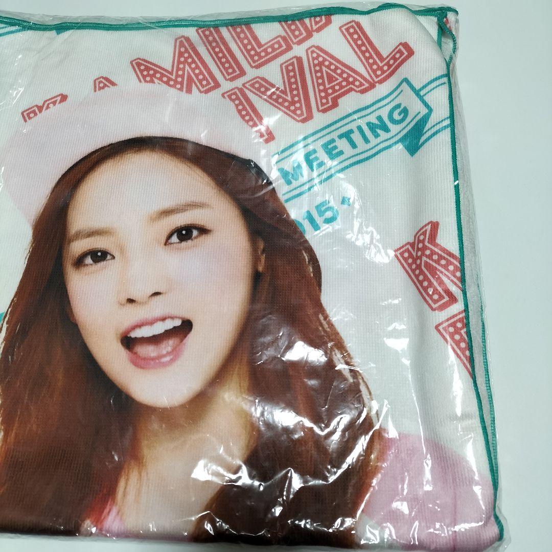 KARA ク・ハラ ビッグタオル KAMILIA FESTIVAL　未開封品