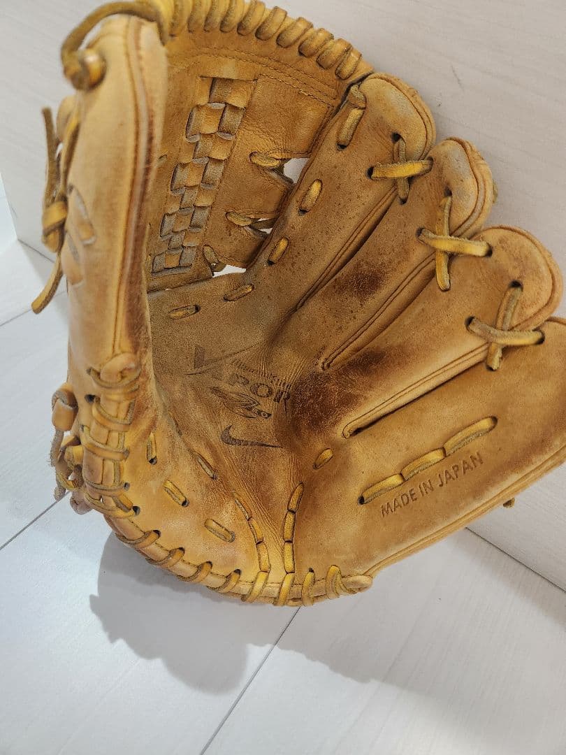 Nike Diamond EliteVAPOR ZERO 硬式投手グローブ右投げ