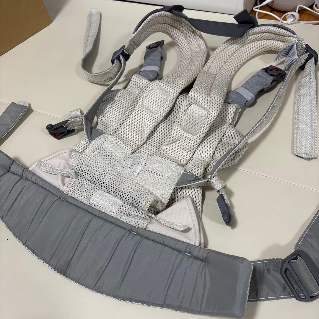BabyBjorn ベビービョルン 抱っこ紐 ハーモニー クリーム 美品