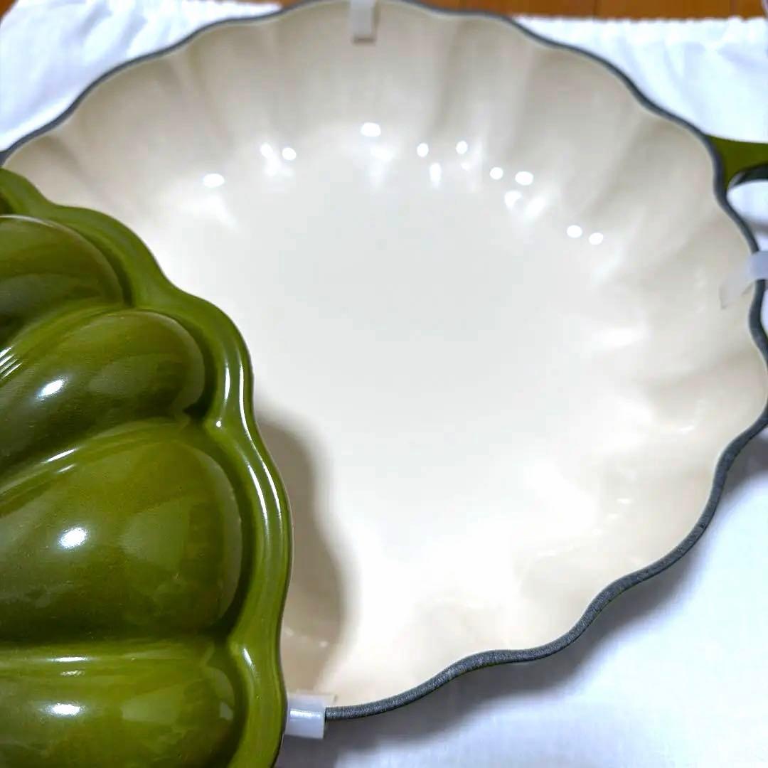 新品　ル・クルーゼ　ビュッフェ・キャセロール・パンプキン 28cm オリーブ