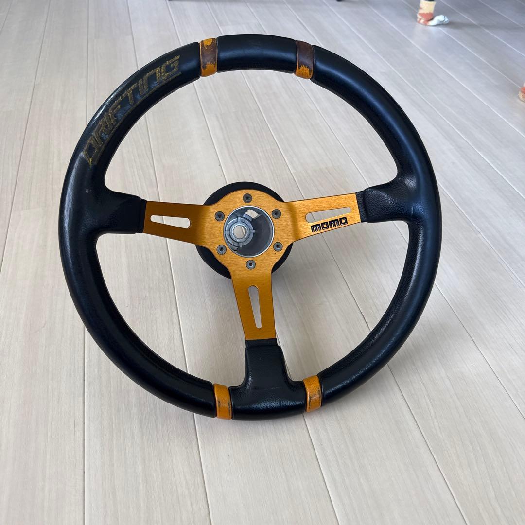 MOMOステアリング　ボスセット