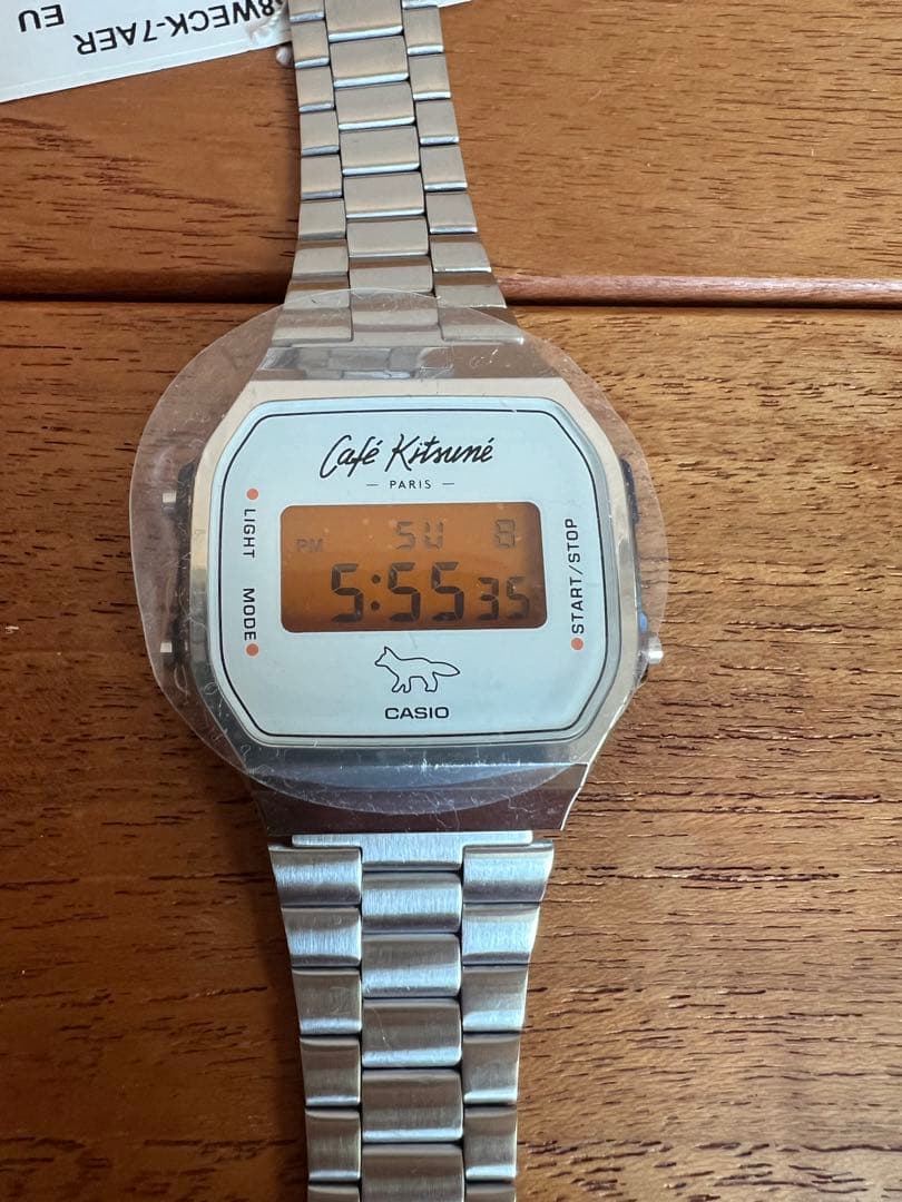 【美品】メゾンキツネ カフェキツネ　CASIO コラボ　腕時計