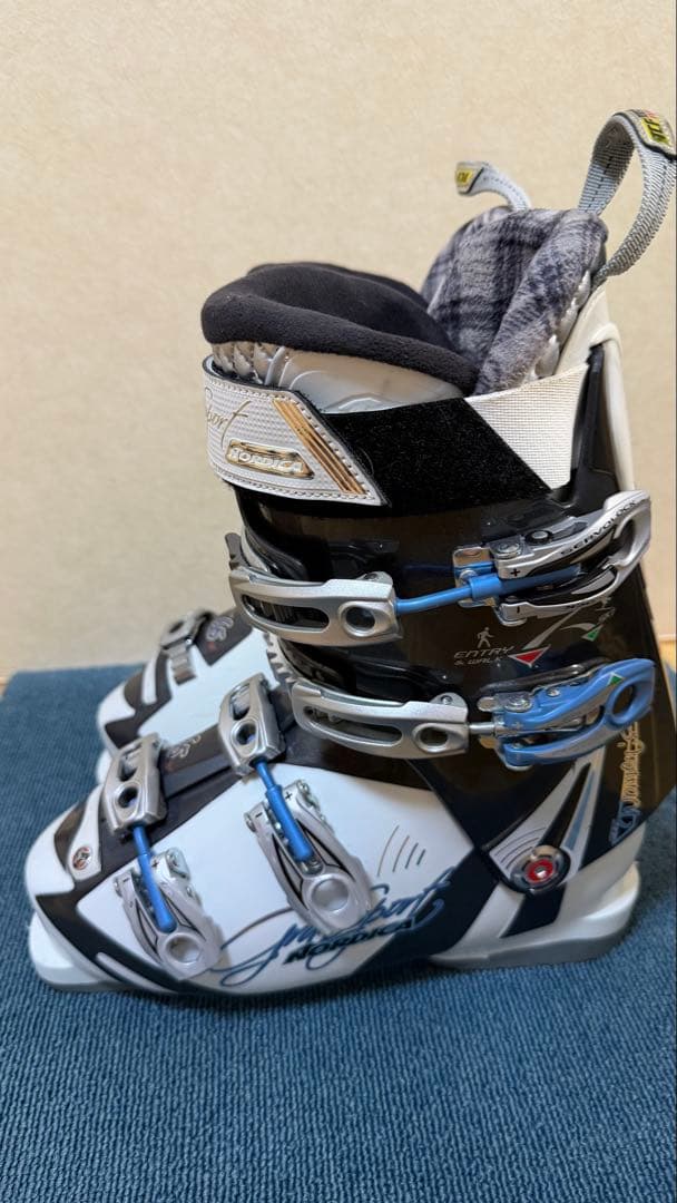 ノルディカ スポーツマシン 65W スキーブーツ 25cm