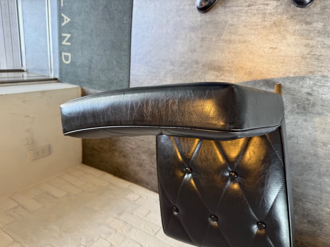 カリモク60 カフェチェア スタンダードブラック