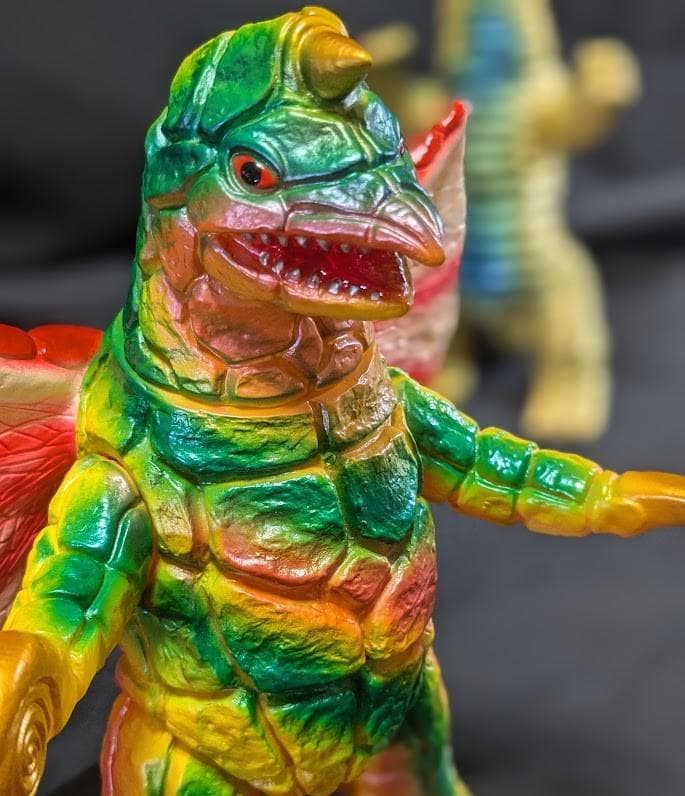 レッドキング＆ドラコ羽付（ブルマァク復刻）ソフビフィギュア２体セット