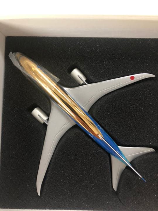 1/400 B7E7 ANA 全日空　架空機　希少ゴールド