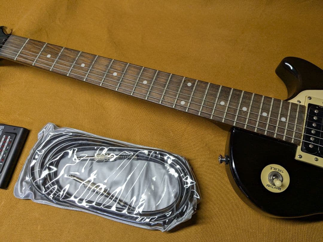 エピフォン　Epiphone　レスポールタイプ　100 エレキギター