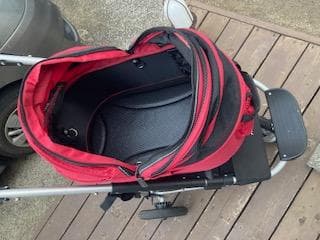 AIRBUGGY DOME2 　Mサイズ　ペット用バギー 【引取り限定】