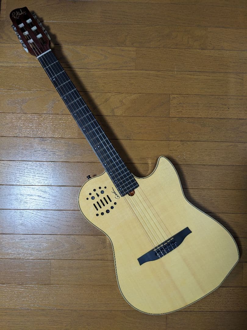 美品 Godin Multiac Nylon SA