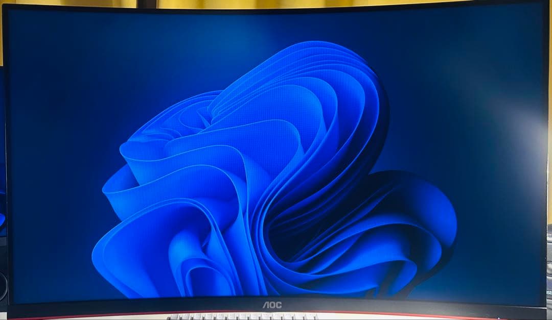 フォンくんAOC C32G2ZE/11 31.5インチ ゲーミングモニター