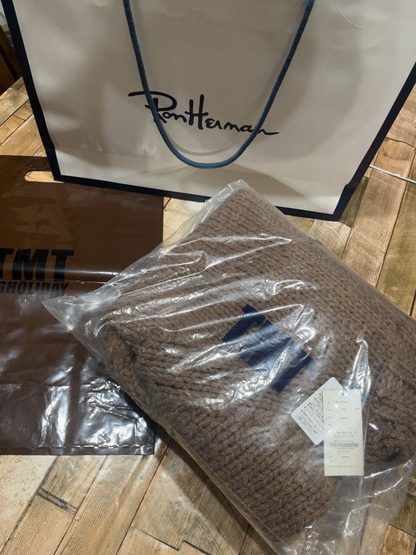 【定価49500円 】TMT 高級ウール100% ケーブルタートルKNIT L