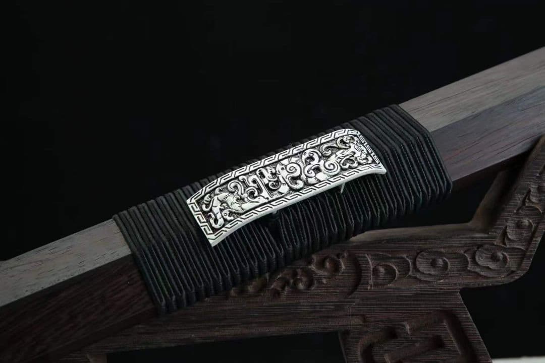 28寸合金擬古銀装玄武漢剣 古兵器 武具　刀装具　日本刀　模造刀 居合刀