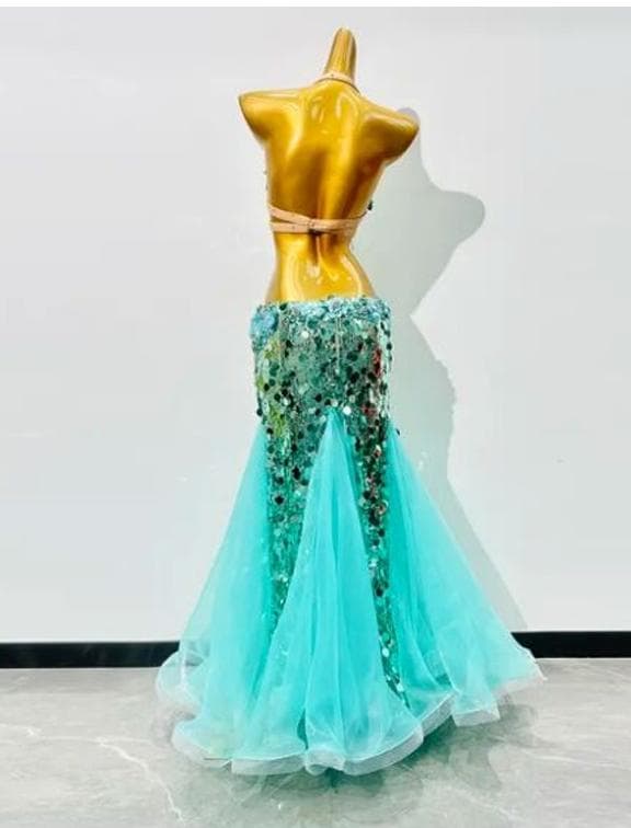 ベリーダンス　オリエンタル衣装　エメラルドブルー　人魚　発表会　スパンコール