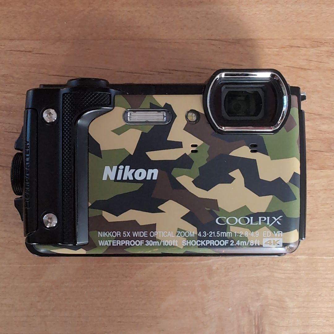 Nikon COOLPIX W300 防水カメラ　カモフラージュ
