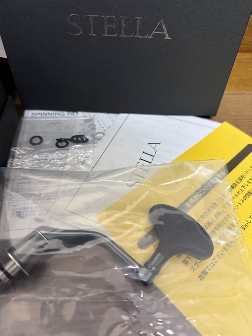 22 ステラ 3000MHG SHIMANO シマノ リール 3000 4000