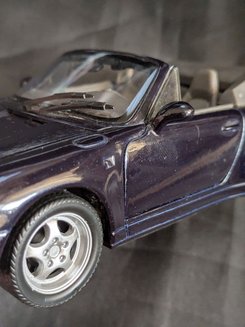 WELLY　ポルシェ 911 カレラ カブリオレ　1/24