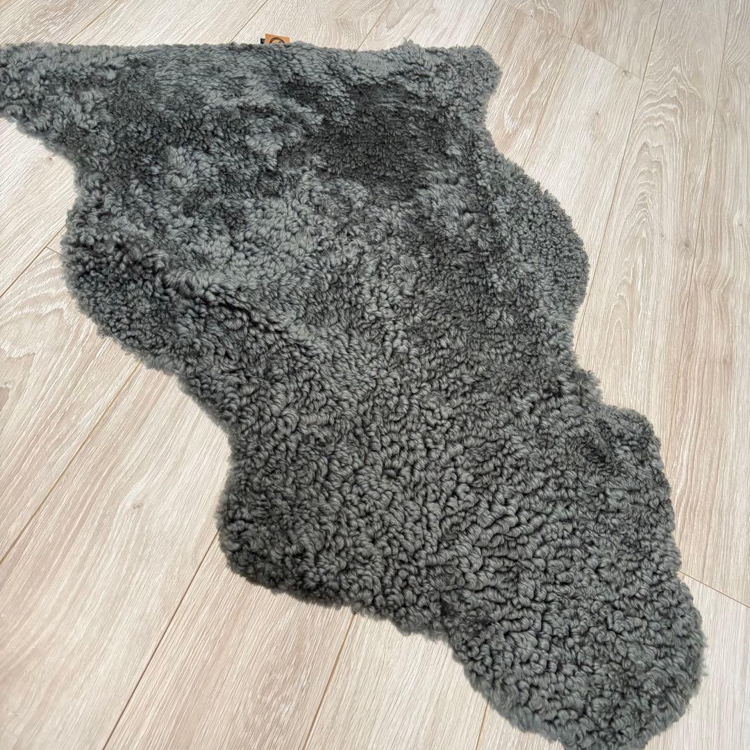 アクタス購入　MS Sweden 羊毛 シープスキンラグ グレー