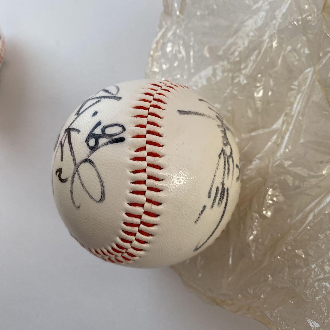 ドラゴンズ自筆サインボール　選手名はわかりませんが全部で１４サインです、