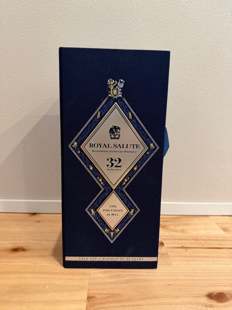 ロイヤルサルート32年  Salute 32年