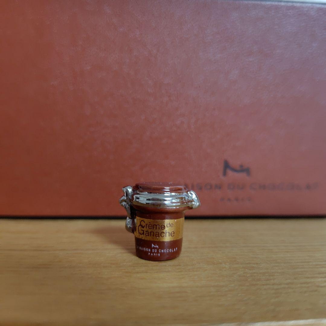 ラ・メゾン・ドゥ・ショコラ　フェーヴ　フェーブ　レア　クリームガナッシュ