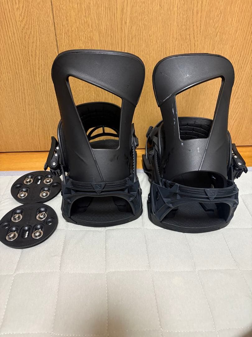 SALOMON DISTRICT Mサイズ