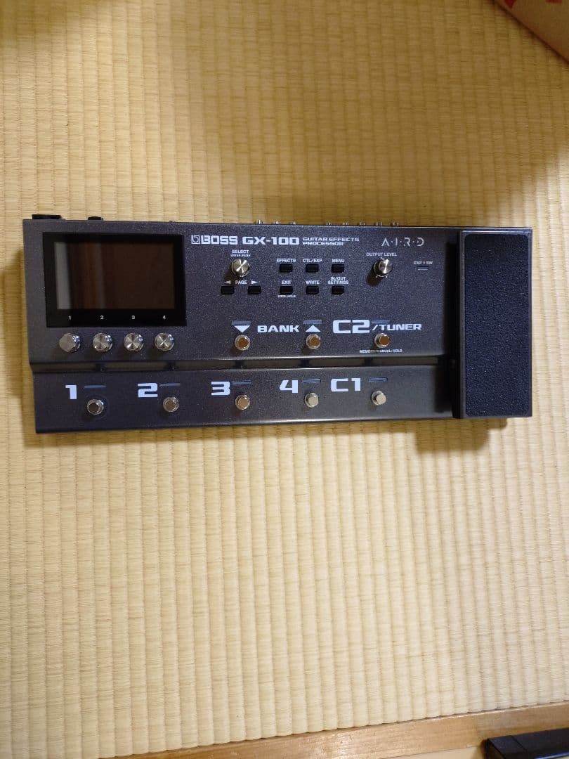 BOSS GX-100 ギターエフェクター箱、説明書、電源ケーブル付き