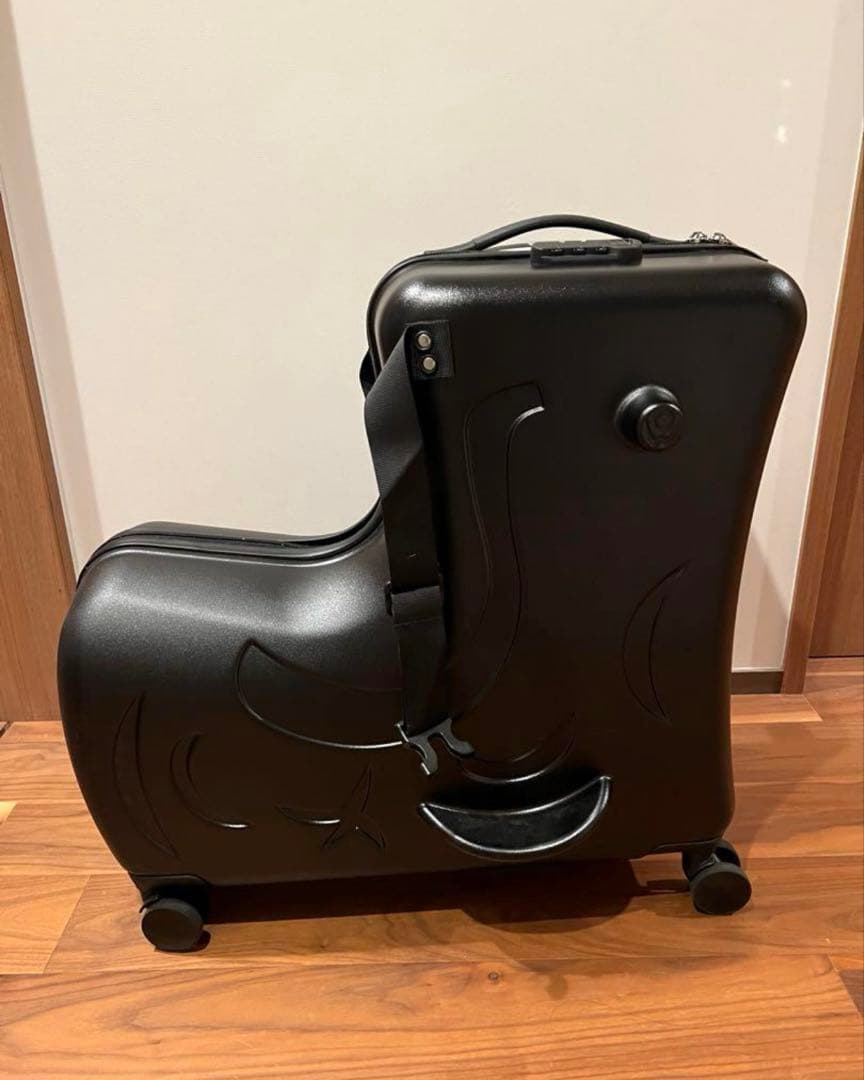 キッズトラベル ブラック キャリーケース